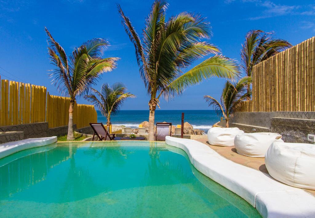 Makani Vichayito Kamer foto